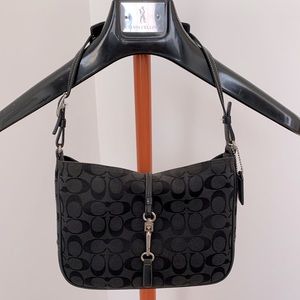 COACH Signature Clip Hobo Bag 6091